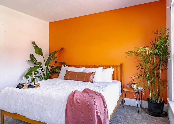Jungle House Boutique Residences - Downtown & Short North * Columbus