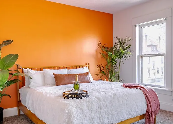 Jungle House Boutique Residences - Downtown & Short North Columbus