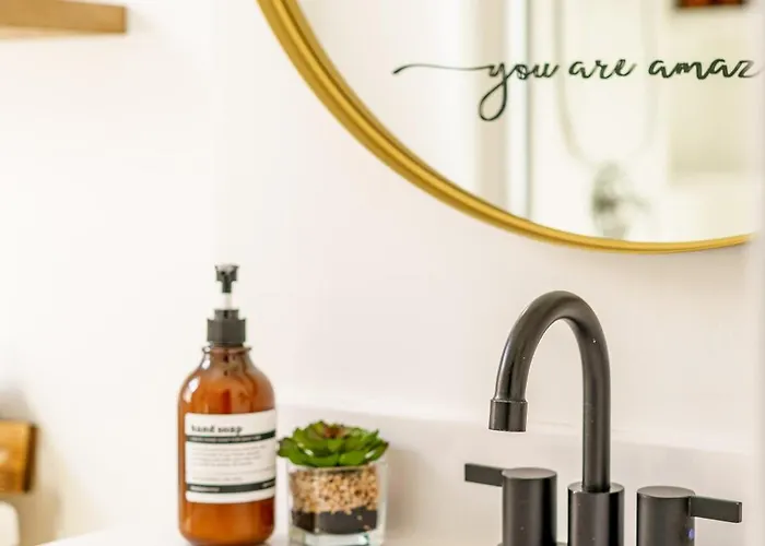 Jungle House Boutique Residences - Downtown & Short North * Columbus