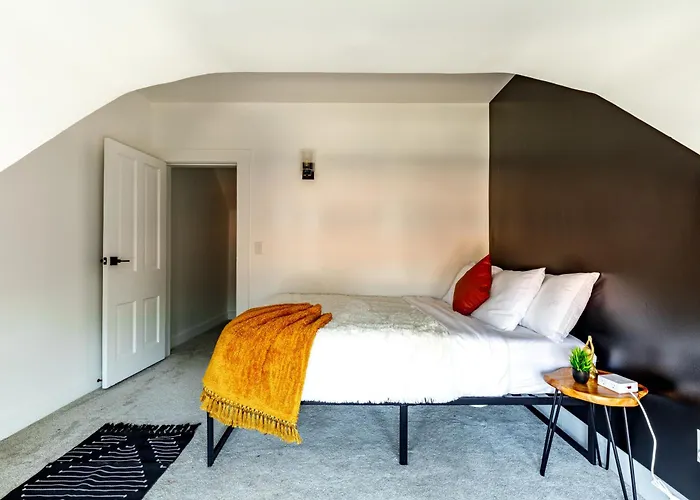 Jungle House Boutique Residences - Downtown & Short North Columbus