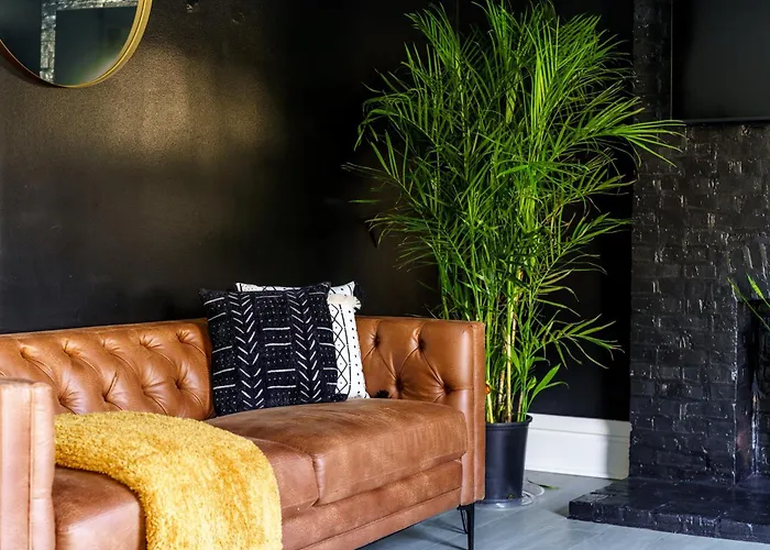 Jungle House Boutique Residences - Downtown & Short North Holiday home